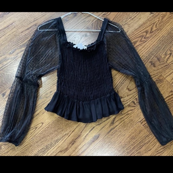 Black Smocked Top with Sheer Long Sleeves🤩 - Picture 3 of 4